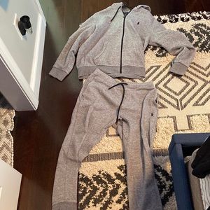 polo ralph lauren gray tracksuit, size medium color is gray